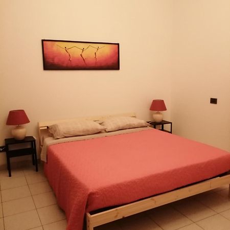 Appartamento Ca' Sandra Vado Ligure Luaran gambar